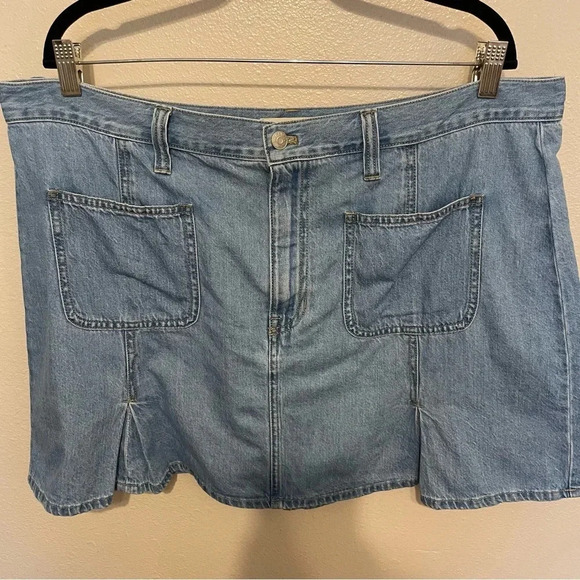 Madewell Pleated Denim Mini Skirt Size 33 Light Wash Denim Coastal Cowgirl - Picture 5 of 8